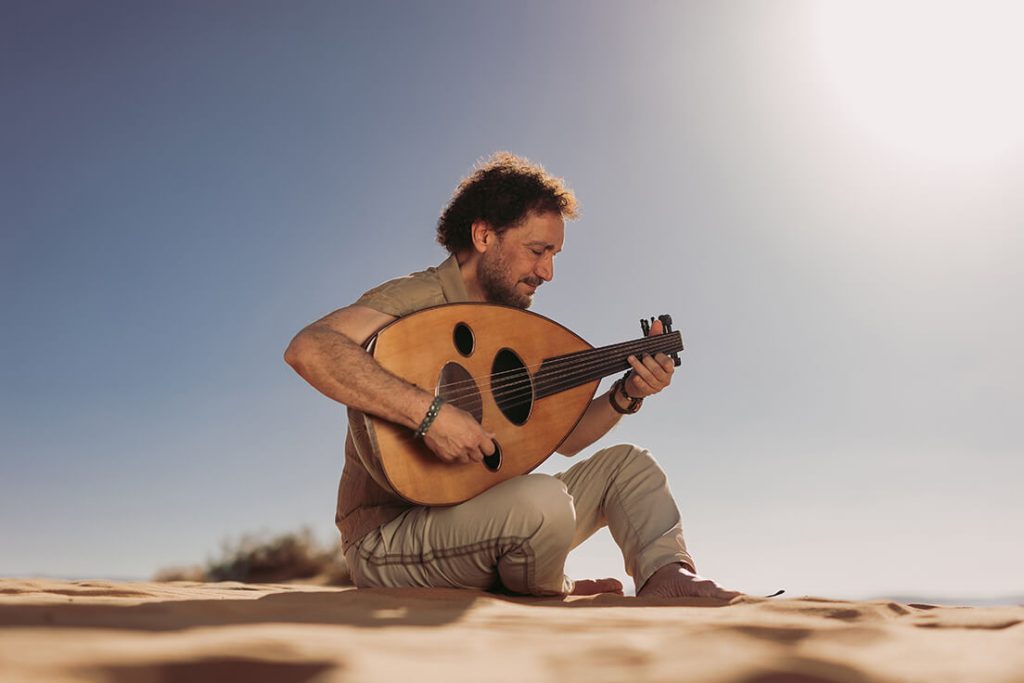 Naseer Shamma, Strings of fire